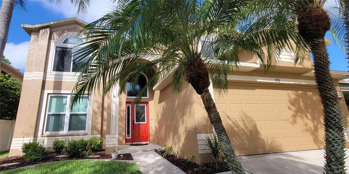 Property Photo:  1758 Oak Pond Court  FL 34677 