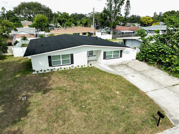 Property Photo:  11815 88th Avenue  FL 33772 