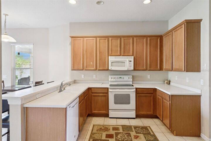 Property Photo: 2609 Slagrove Court FL 34787