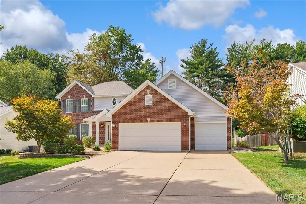 Property Photo:  1827 Pheasant Run Drive  MO 63043 