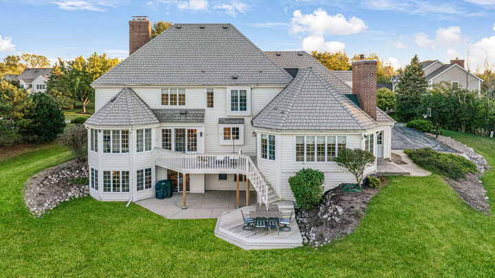 Property Photo: 824 W Fox Hunt Trce WI 53092