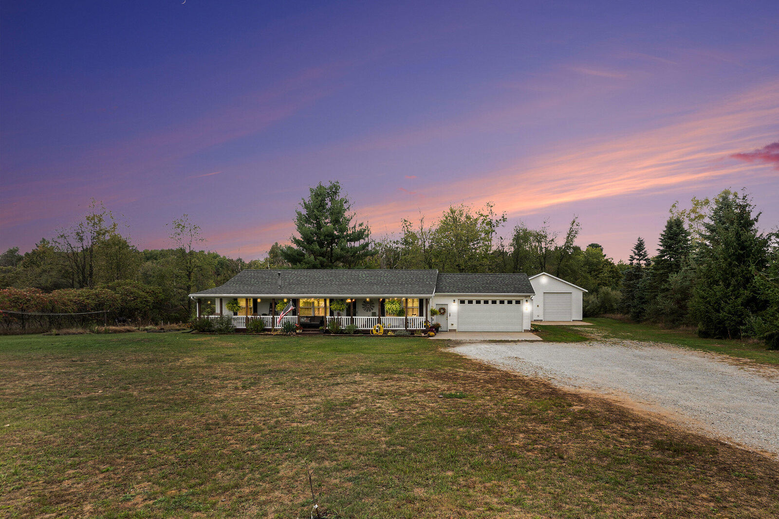 Property Photo: 5735 W 100th Street MI 49412