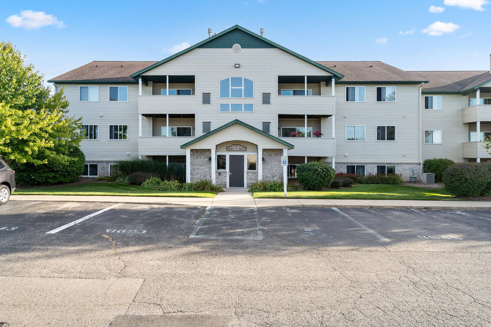 Property Photo:  8603 S Jasonville Court SE  MI 49316 