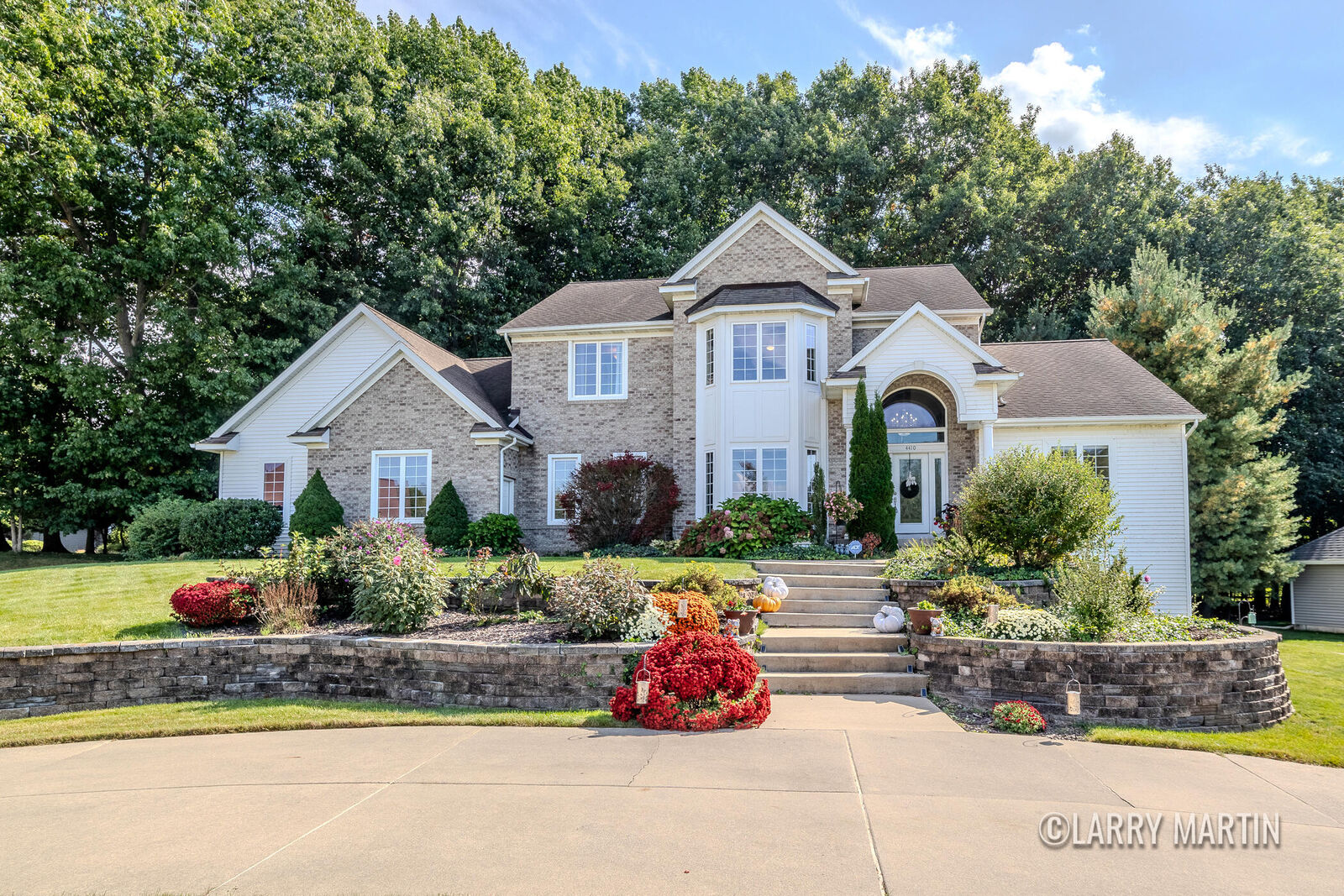 Property Photo: 4410 Abby Lane SW MI 49418
