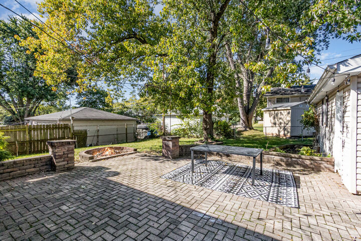 Property Photo: 15550 S Muir Drive IL 60441