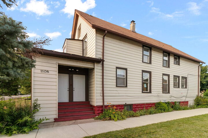 1108 Des Plaines Avenue 2  Forest Park IL 60130 photo