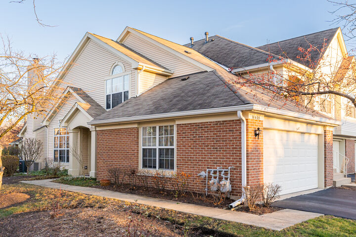 Property Photo: 30W013 Juniper Court IL 60555