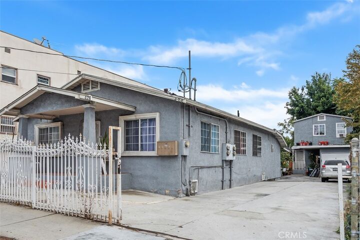 Property Photo:  426 N Virgil Avenue  CA 90004 