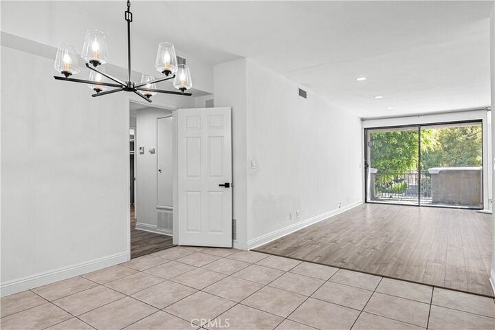 Property Photo:  1630 S Bentley Avenue 103  CA 90025 