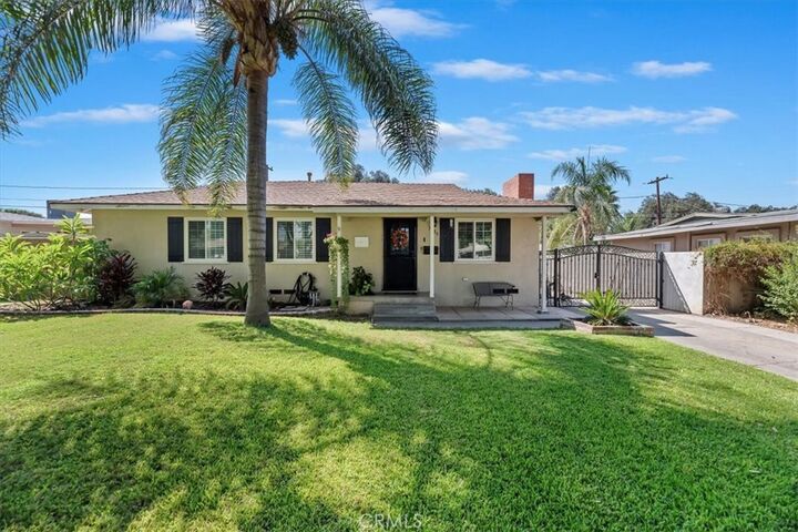 Property Photo: 3036 Miguel CA 92506