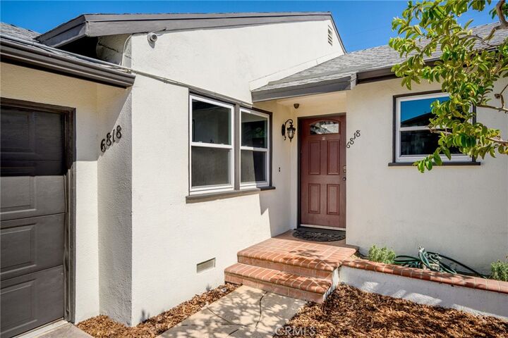 Property Photo:  6818 Varna Avenue  CA 91405 