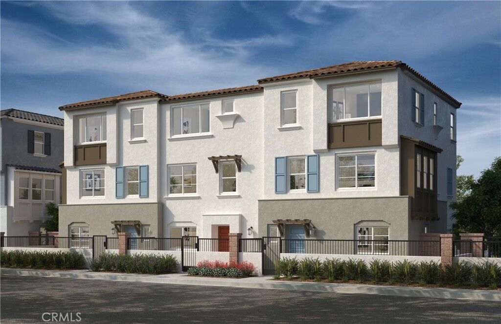 Property Photo:  9338 Via Azul  CA 90660 