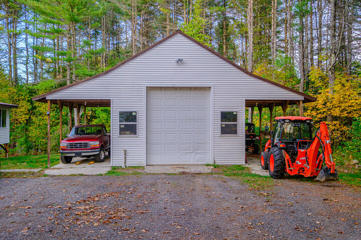 Property Photo: 29 Dillon Road ME 04040