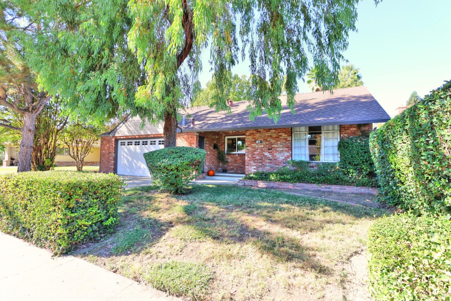 Property Photo: 37 Starlit Circle CA 95831