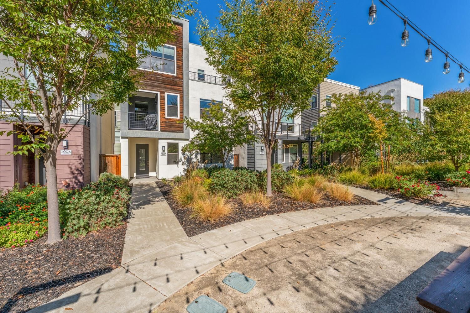 Property Photo: 1010 Alkali Lane CA 95814