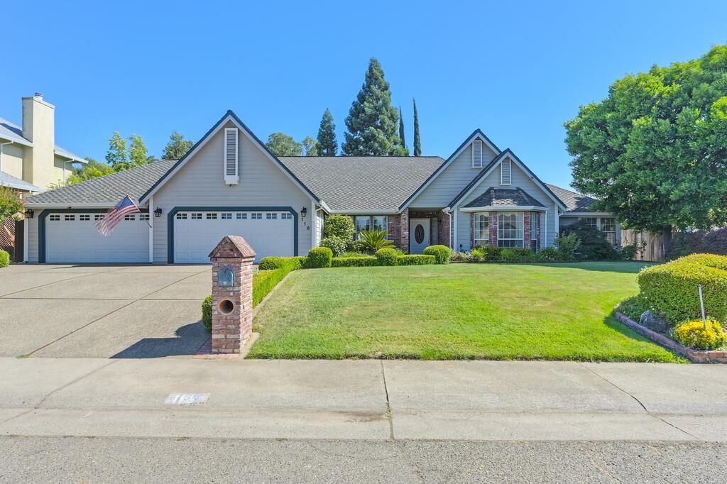Property Photo:  116 Raeanne Lane  CA 95630