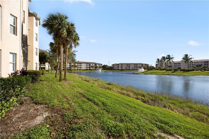 Property Photo: 8550 Kingbird Loop 615 FL 33967