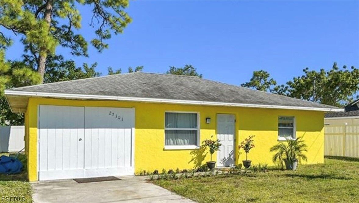 Property Photo:  27101 Pine Avenue  FL 34135 