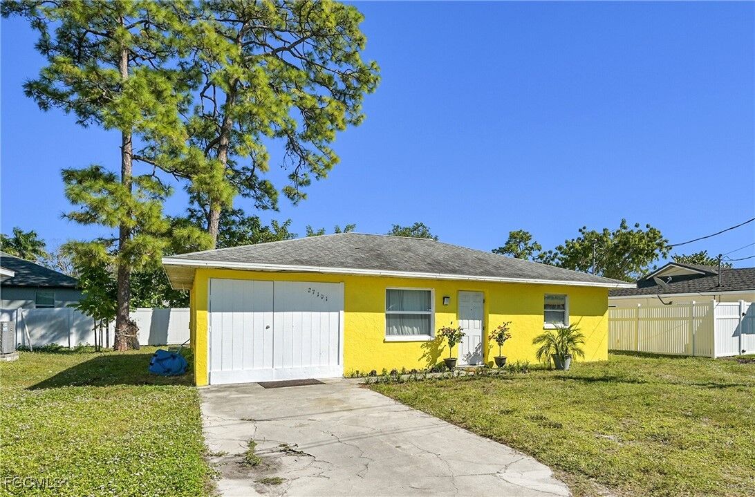 Property Photo:  27101 Pine Avenue  FL 34135 