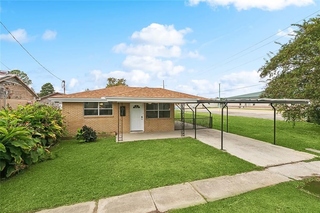 Property Photo:  3620 Sinclair Street  LA 70043