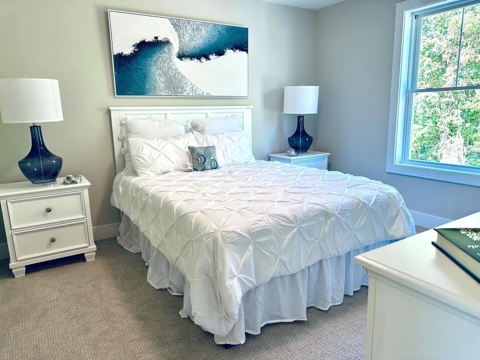 Property Photo: 11 Elise Avenue NH 03053