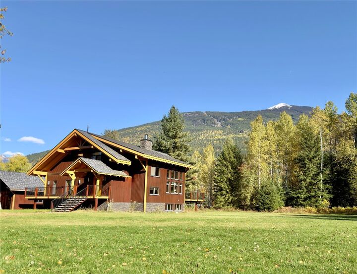 3266 Airport Way  Revelstoke BC V0E 2S3 photo