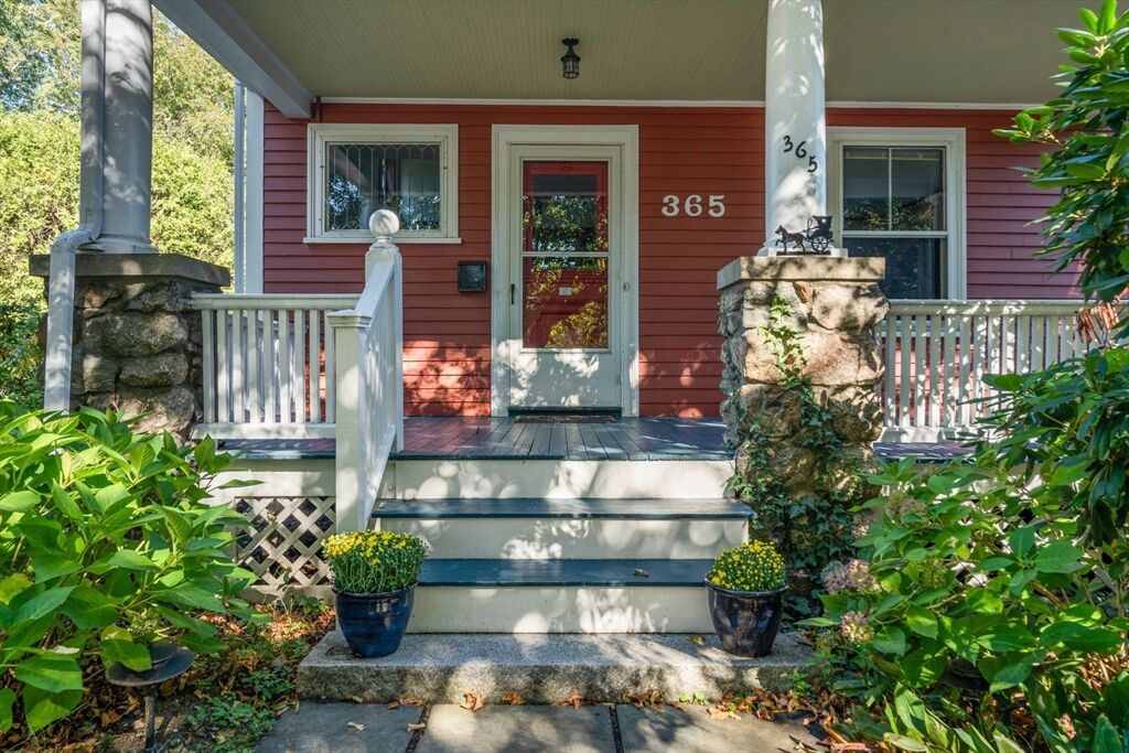 Property Photo:  365 Weston Road  MA 02482 