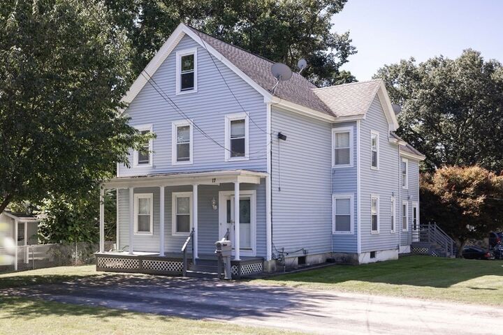 17 Montague Street B  Worcester MA 01603 photo