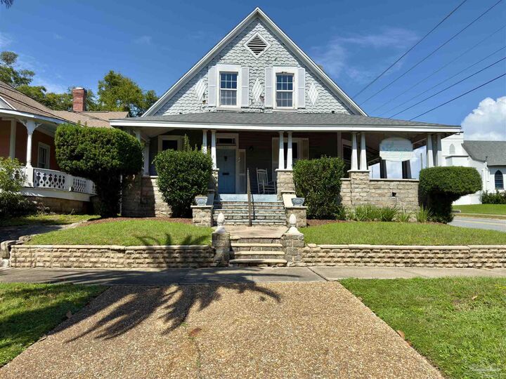 824 E La Rua St  Pensacola FL 32501 photo