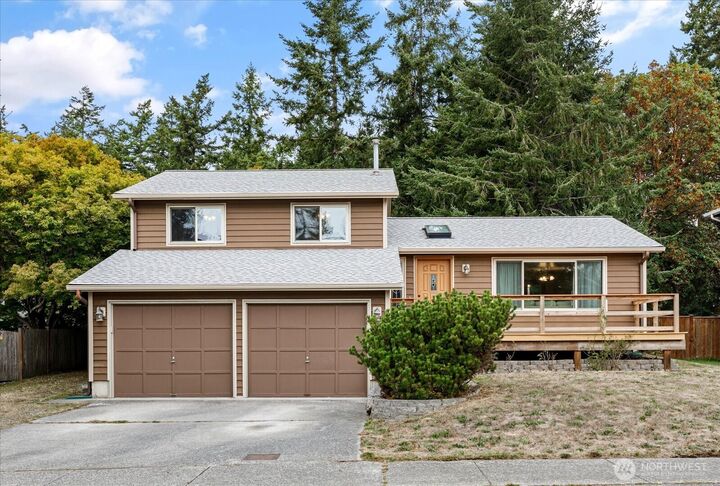 1864 NE 11th Avenue  Oak Harbor WA 98277 photo