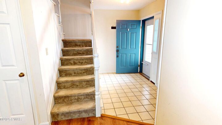 Property Photo:  4038 Somerset Court  PA 18337 