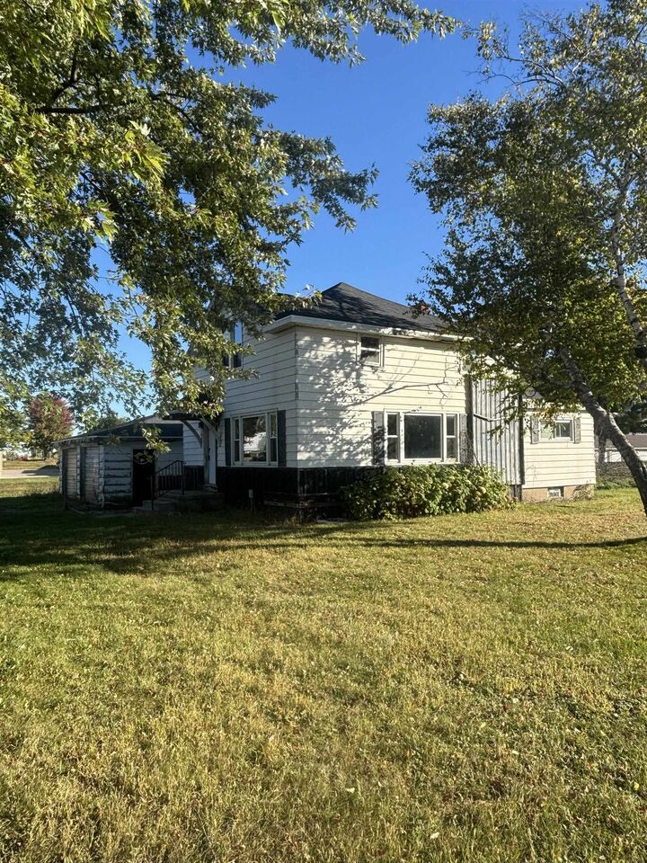Property Photo: 2004 Holland Road WI 54911-9000