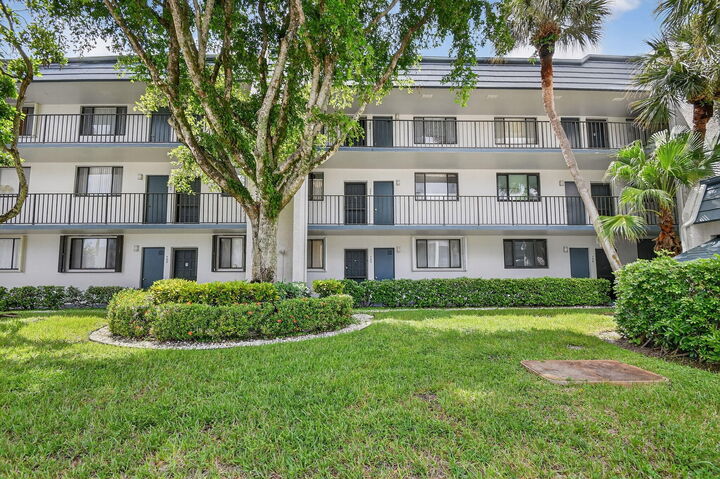 Property Photo: 4381 Trevi Court 303 FL 33467