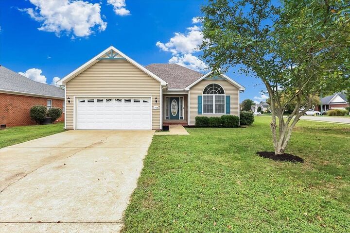 Property Photo:  704 Wintercress Lane  KY 42104