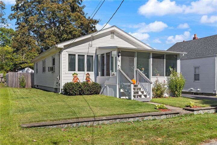 39 Vivian Street  Woonsocket RI 02895 photo