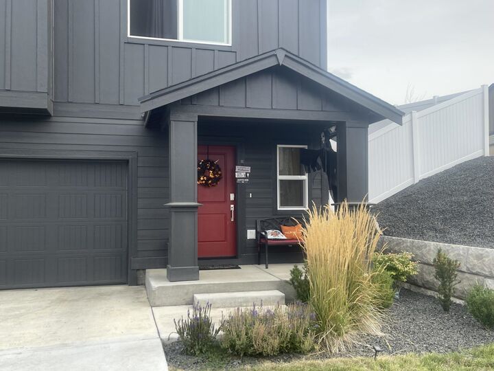 Property Photo:  10820 N Paiute St  WA 99208 