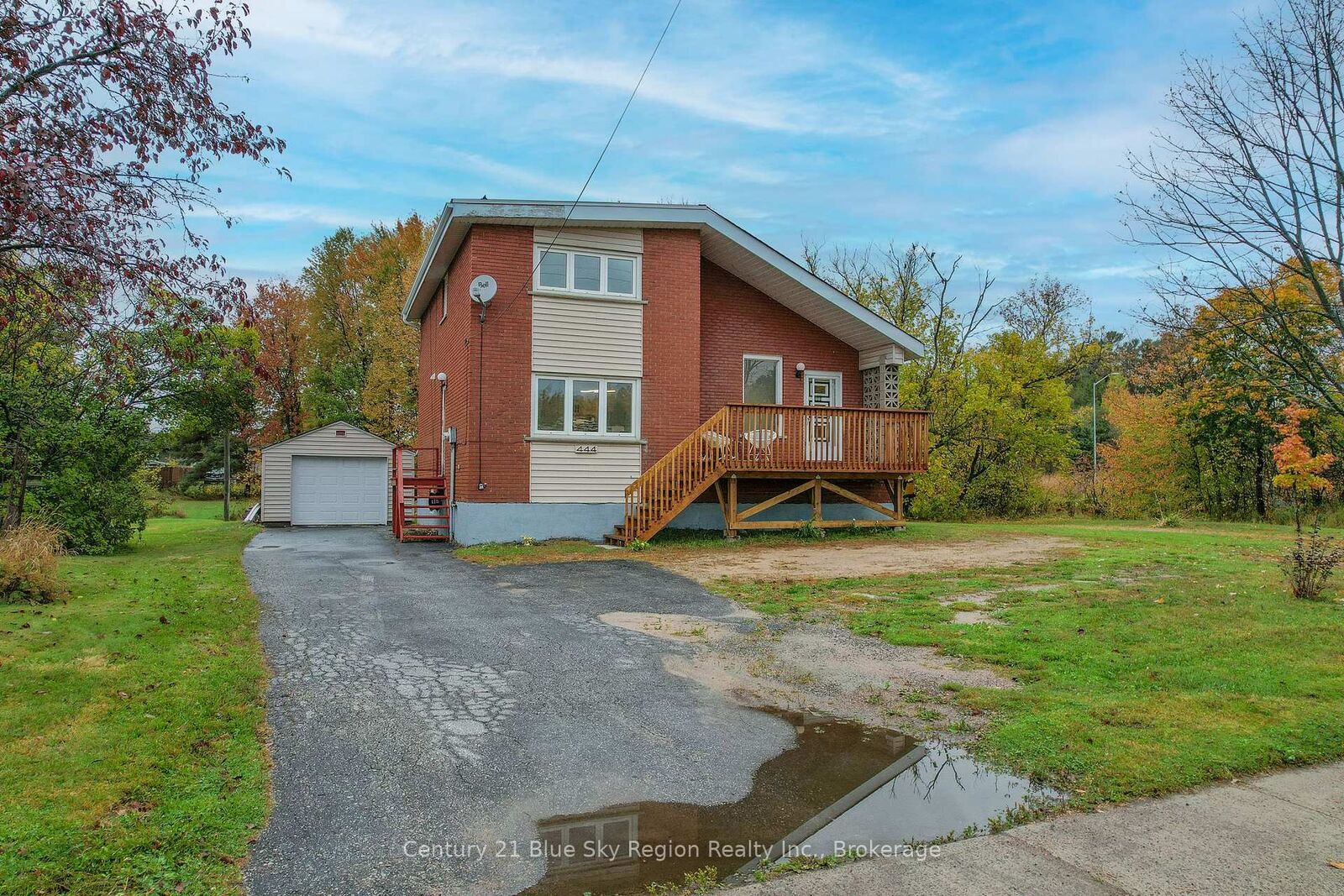 Property Photo:  444 Lansdowne Street E  ON P0H 1H0 