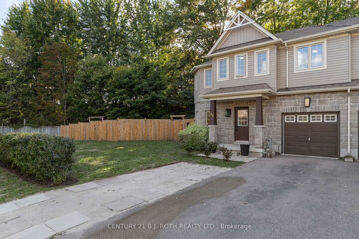 Property Photo: 33 Arcadia Road ON L9Z 3C7