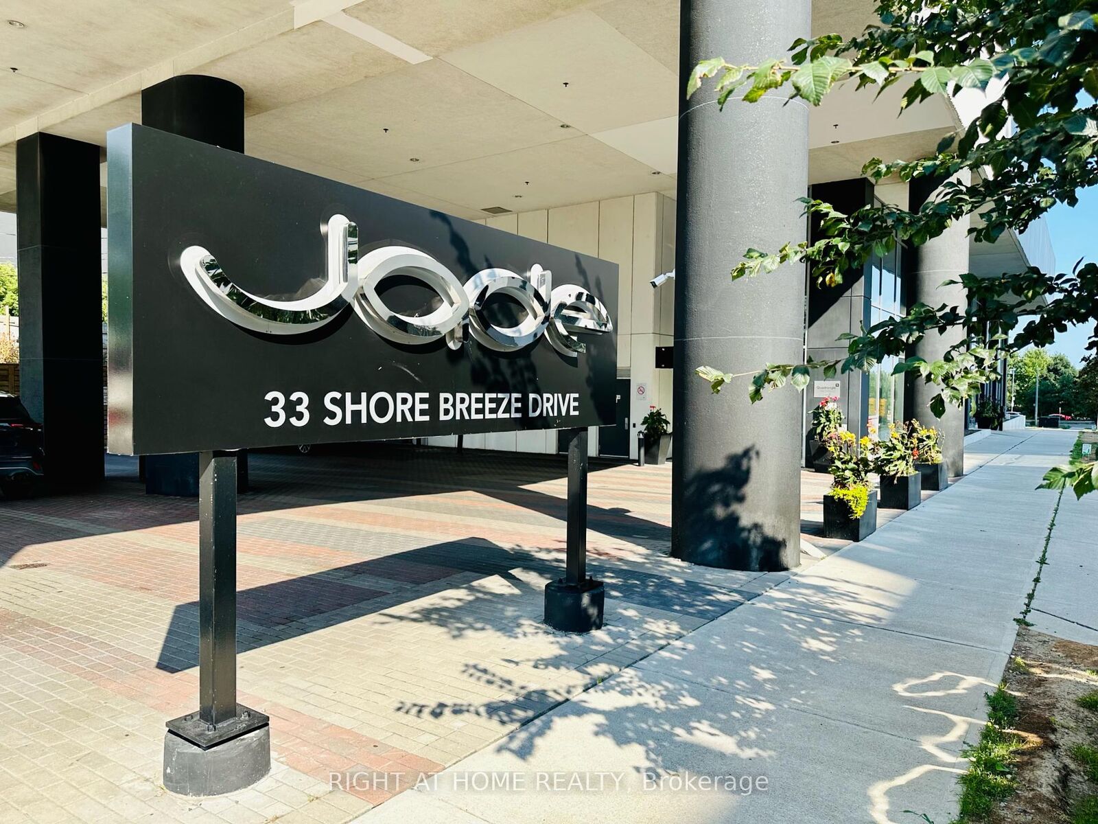 Property Photo: 33 Shore Breeze Drive 504 ON M8V 0G1