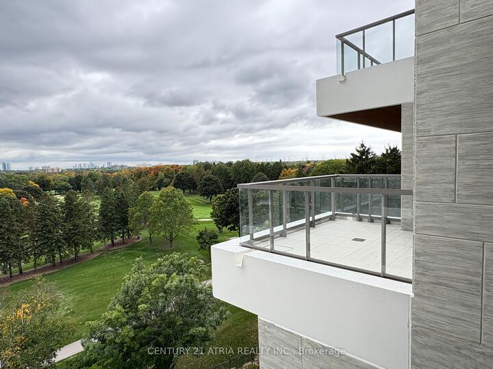 Property Photo:  397 Royal Orchard Boulevard 605  ON L3T 0H3