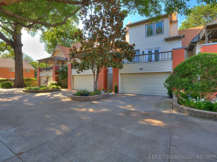 Property Photo:  4822 S Quaker Avenue  OK 74105