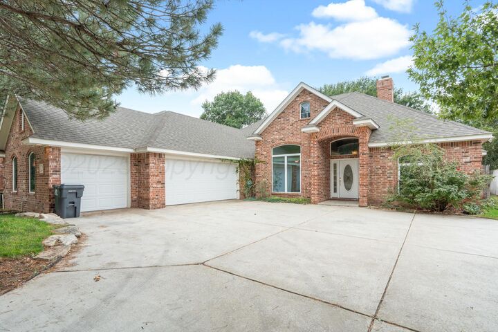 3 La Costa Drive  Amarillo TX 79124-7821 photo