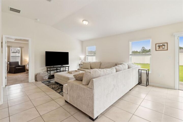 Property Photo: 86256 Express Court FL 32097