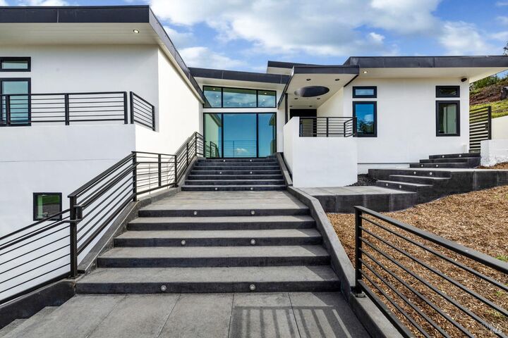 Property Photo: 3942 Shelter Glen Way CA 95404