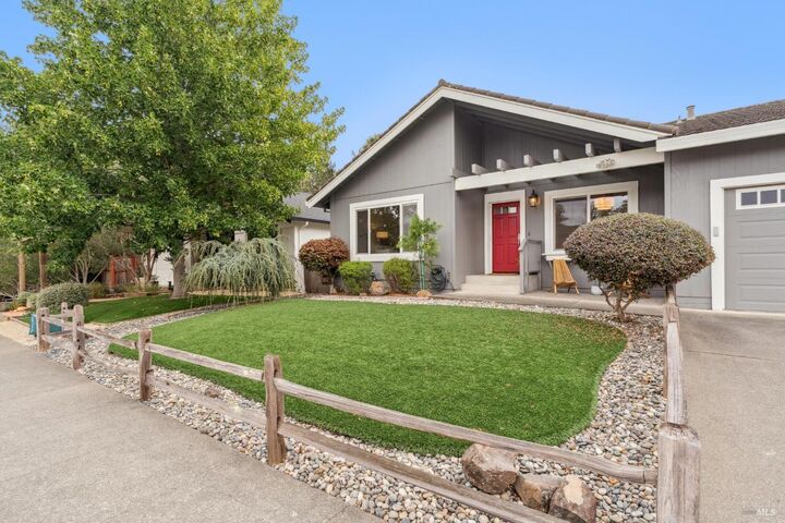 Property Photo: 304 Parkview Court CA 94952