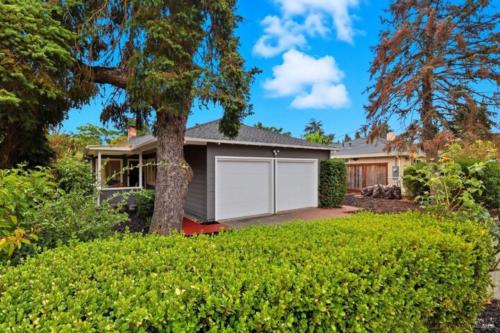 Property Photo: 998 Simmons Lane CA 94945