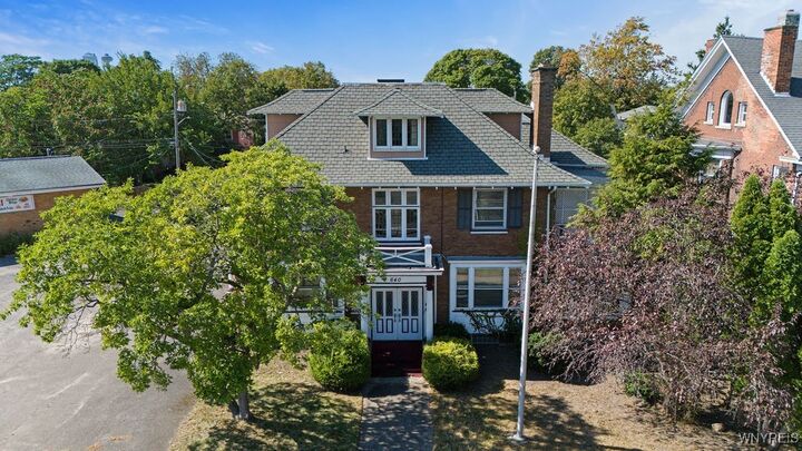 Property Photo:  640 Park Place  NY 14301 