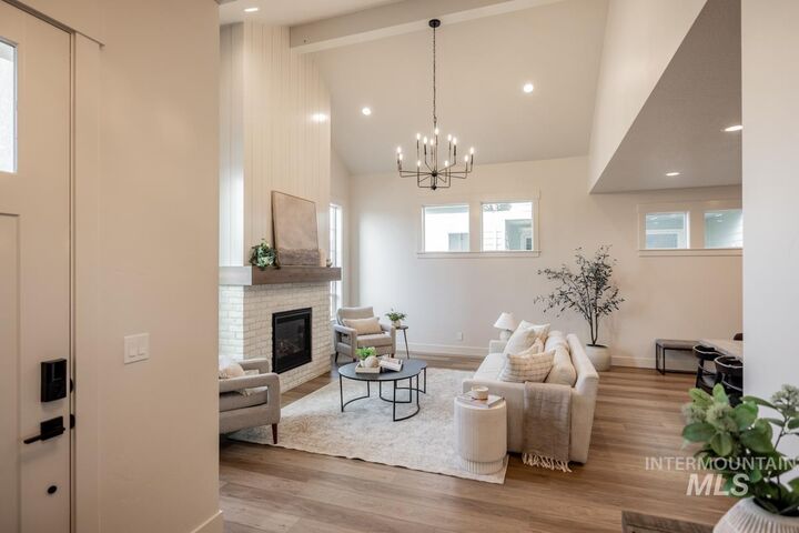 Property Photo: 6120 S Apex Ave ID 83642