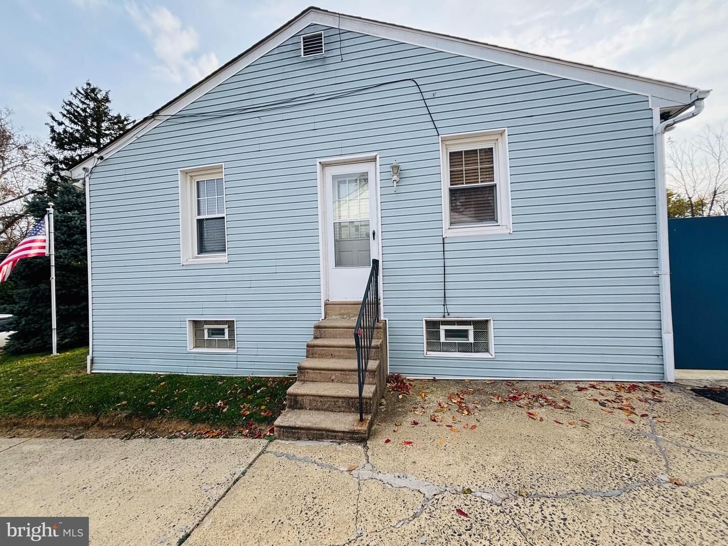 Property Photo: 8012 Lawndale Avenue PA 19111