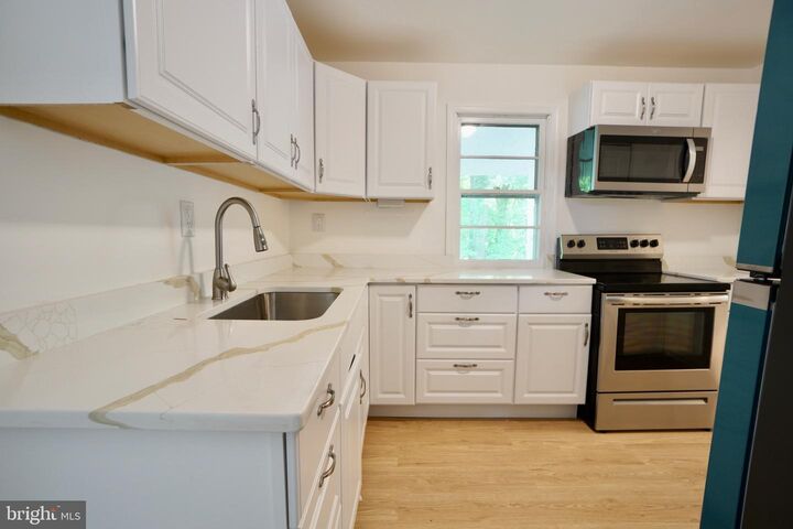 Property Photo: 5280 Zenobia Place MD 20640